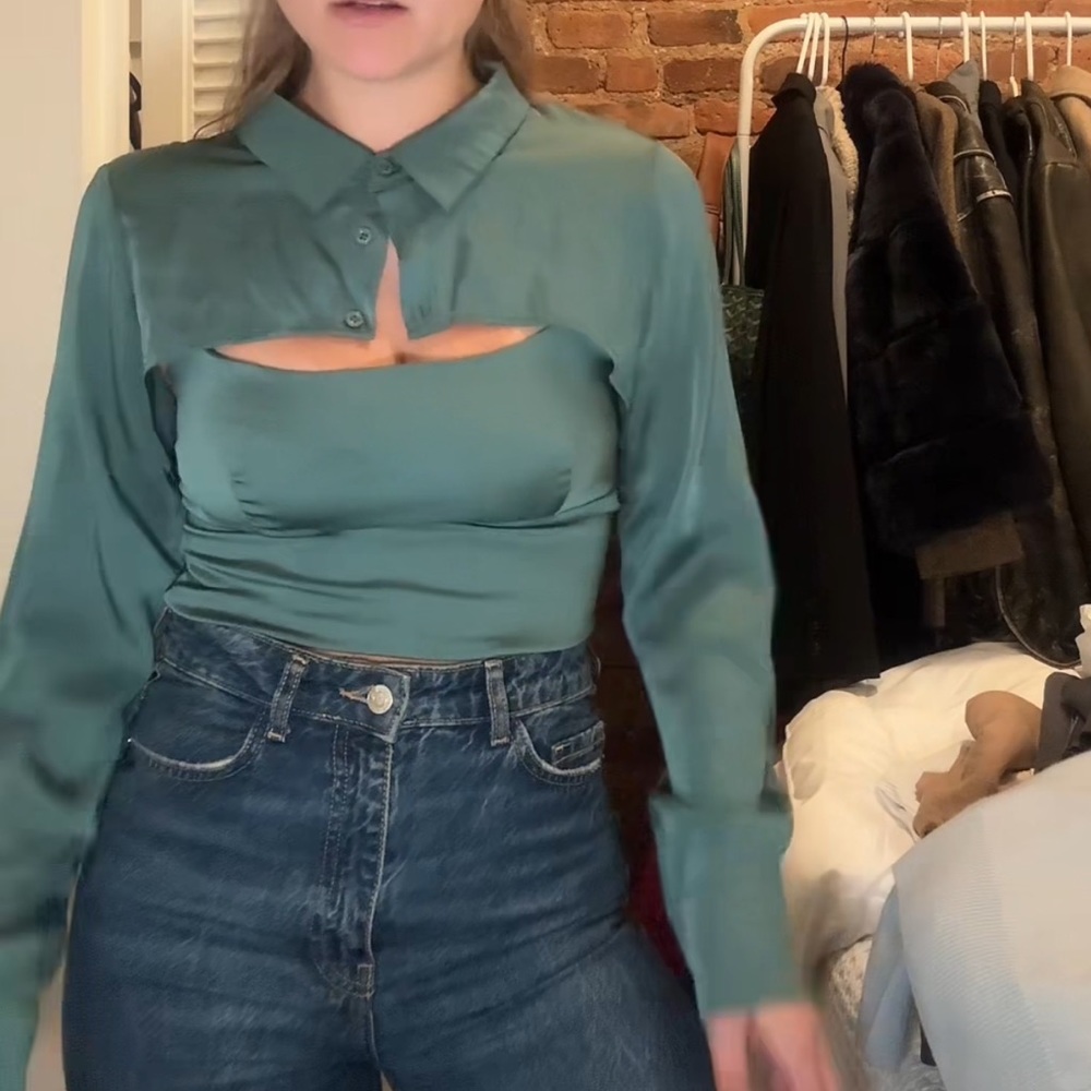 Lelis two piece top